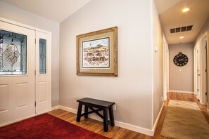 独立别墅, 多张床, 露台, 山景 (Eastridge Escape - PET-FRIENDLY!) | 住宿内部