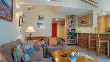 Condo, Multiple Beds, Patio, Mountain View (Sun Valley Condo 112) | Living area | 42-inch flat-screen TV with digital channels