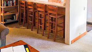 Appartement, Meerdere bedden, terras, uitzicht op bergen (Sun Valley Condo 112) | Interieur