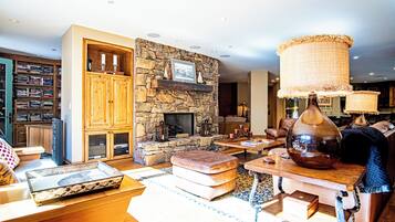 Condo, Multiple Beds, Patio, Mountain View (Baldy Vista at Warm Springs) | Interior