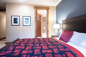 公寓客房, 多張床, 庭院, 山景 (Baldy Vista at Warm Springs) | 3 間臥室、獨特裝潢、布置獨特、床單