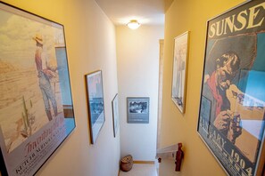 คอนโด, หลายเตียง, ลานระเบียง, วิวภูเขา (Andora Alpine Retreat) | ภายใน