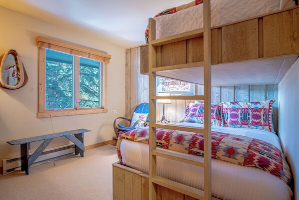 2 chambres, décoration personnalisée, ameublement personnalisé