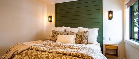 Condo, varias camas, patio, vista a la montaña (Bluff Condo 4138) | 1 habitación, decoración personalizada y muebles diferentes