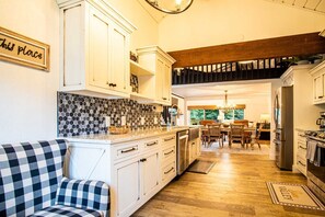 Condo, Multiple Beds, Balcony, Mountain View (Sunburst 33) | Private kitchen - Sunburst 33 - 3BD + Loft + Resort Amenities (Sun Valley)