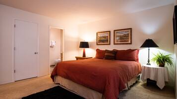 Appartamento, letti multipli, caminetto, vista montagna (Sun Valley Condo 137) | 2 camere, con stile personalizzato, con arredamento individuale