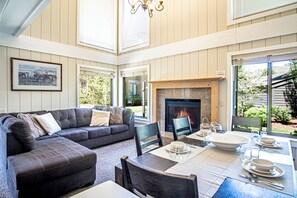 Interior - Creekside 1273 - Nr Ski + Sun Valley Rec Passes (Sun Valley)