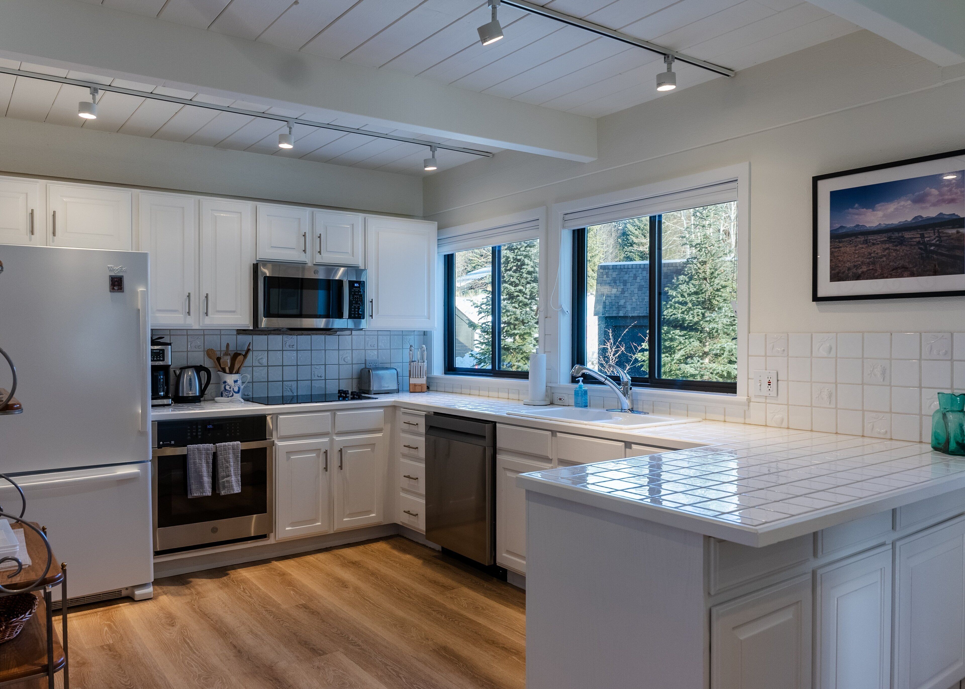 Condo, Multiple Beds, Patio, Mountain View (Creekside in Sun Valley 1274) | Private kitchen | Dining tables