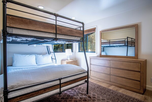 2 bedrooms, individually decorated, individually furnished, bed sheets