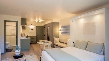 1 bedroom, individually decorated, individually furnished