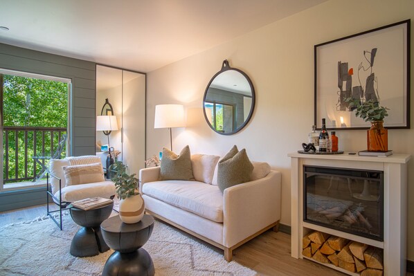 Condo, 1 Queen Bed, Patio, Mountain View (Angani Studio) | Living area | 42-inch flat-screen TV with digital channels - Angani Studio - Elkhorn Resort Amenities Included (Sun Valley)