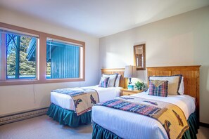 Condo, Multiple Beds, Balcony, Mountain View (Stonehenge Condo #5)