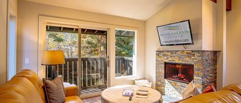 Condo, Multiple Beds, Balcony, Mountain View (Stonehenge Condo #5) | Interior