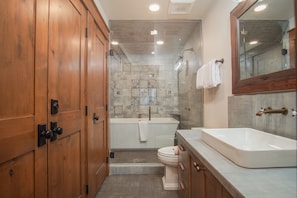 Condo, Multiple Beds, Balcony, Mountain View (251 Second Avenue B) | Bathroom | Towels - DT Ketchum - Chill, Two-story Getaway w/ a Gourmet Kitchen - Walk Downtown & to River Run Lifts (Ketchum)