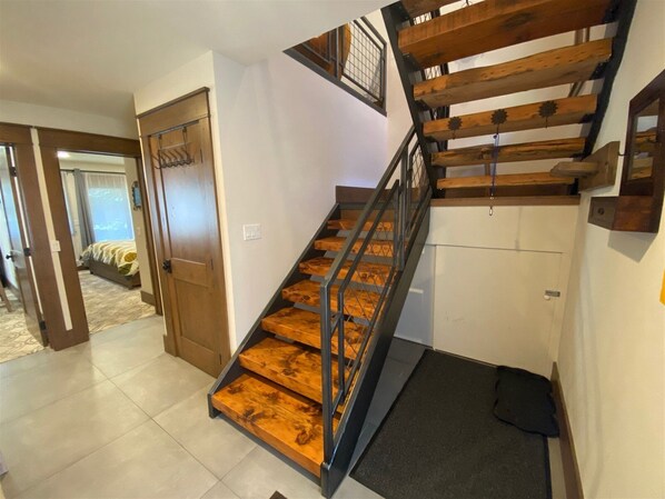 콘도, 침대(여러 개), 발코니, 산 전망 (251 Second Avenue B) | 내부