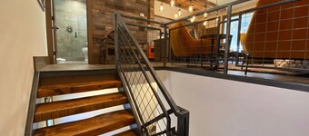 DT Ketchum - Chill, Two-story Getaway w/ a Gourmet Kitchen - Walk Downtown & to River Run Lifts