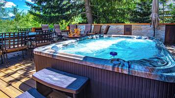 Bañera de hidromasaje exterior