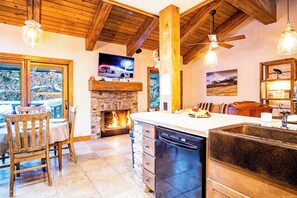 Condo, Multiple Beds, Patio, Mountain View (Sun Valley Condo 154) | Private kitchen | Dining tables