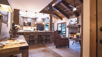 Condo, Multiple Beds, Patio, Mountain View (Sun Valley Condo 154) | Interior