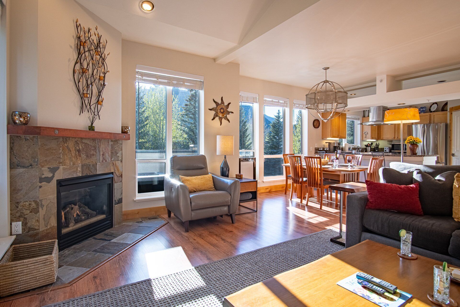 Condo, Multiple Beds, Patio, Mountain View (Snow Star Skylight) | Living area | 42-inch flat-screen TV with digital channels