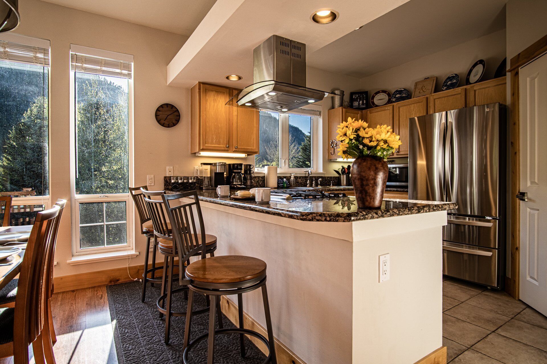 Condo, Multiple Beds, Patio, Mountain View (Snow Star Skylight) | Private kitchen | Dining tables