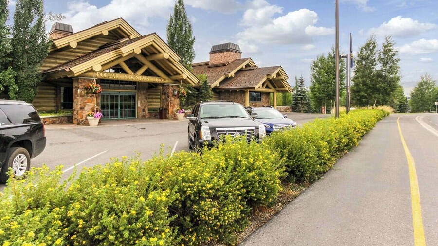 Retro 3BD Sun Valley Condo + Free Resort Amenities!