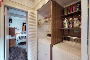 Condo, Multiple Beds, Patio, Mountain View (Baldy View Villager) | Laundry