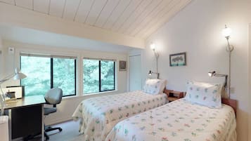 Condo, nhiều giường, sân hiên, quang cảnh núi (Baldy View Villager) | 3 phòng ngủ, trang trí khác biệt