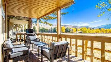Condo, 1 Queen Bed with Sofa bed, Fireplace, Mountain View (Sun Valley Condo 131) | View from room