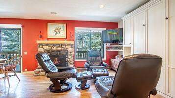 Condo, Multiple Beds, Patio, Mountain View (Sun Valley Condo 115) | Interior