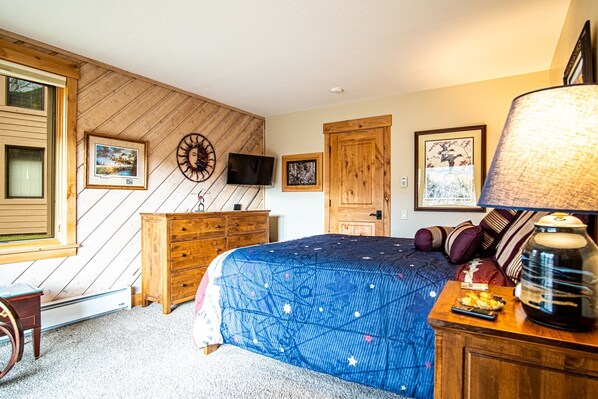 2 chambres, décoration personnalisée, ameublement personnalisé