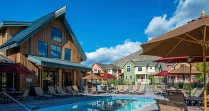 2BD Sweetwater Condo - Community Park, Pool + Hot Tub