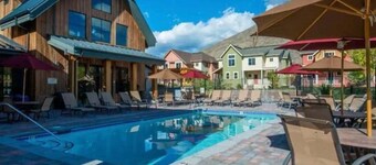 2BD Sweetwater Condo - Community Park, Pool + Hot Tub