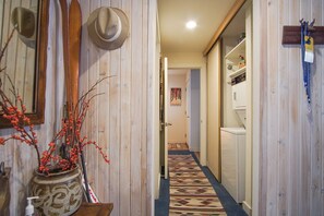 Lejlighed - flere senge - terrasse - bjergudsigt (Bonne Vie 2257) | Interiør