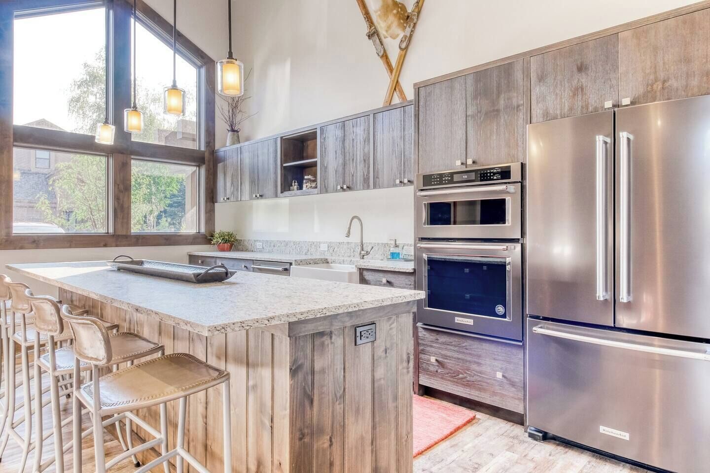 公寓式客房, 多张床, 阳台, 山景 (Snow Creek Condo 1541) | 私人厨房 | 餐桌