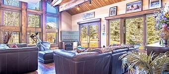 Chocolate Gulch Cabin - North of Ketchum