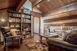 Casa, letti multipli, patio, vista montagna (Chocolate Gulch Cabin) | Interni