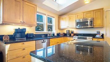 Condo, Multiple Beds, Patio, Mountain View (The Ranch 46) | Private kitchen | Dining tables
