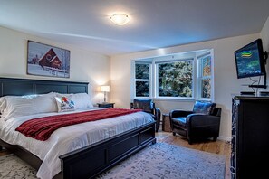 Lägenhet - flera sängar - uteplats - utsikt mot bergen (The Ranch 46) | 2 sovrum, individuell inredning, unika möbler och sängkläder