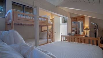 Condo, Multiple Beds, Balcony, Mountain View (Sun Valley Condo 116) | 2 bedrooms, individually decorated, individually furnished, bed sheets