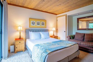 Condo, Multiple Beds, Patio, Mountain View (Bonne Vie 2247) | 2 bedrooms, individually decorated, individually furnished, bed sheets