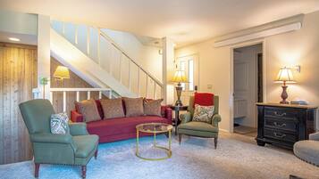 Condo, Multiple Beds, Patio, Mountain View (Bonne Vie 2247) | Living area | 42-inch flat-screen TV with digital channels