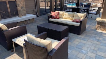 Condo, várias camas, sacada, vista para a montanha (Snow Creek Condo 1551) | Terraço/pátio