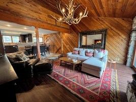 Condo, Multiple Beds, Patio, Mountain View (Ridge Condo 2601) | Living area | 42-inch flat-screen TV with digital channels