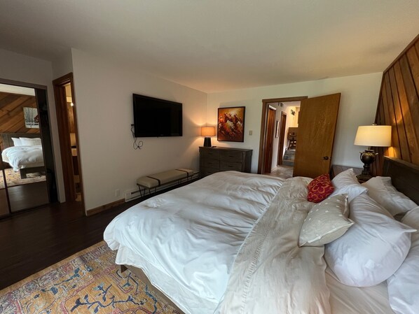 公寓式客房, 多张床, 露台, 山景 (Ridge Condo 2601) | 2 多间卧室、特�色装修、特色家居