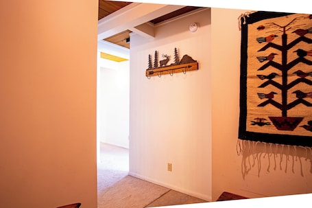 Condo, 2 Queen Beds, Kitchen, Mountain View (Atelier at Sun Valley) | Interior