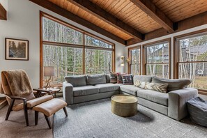 TV, fireplace, offices - 3BR Getaway Near Keystone Resort & Golf! (Keystone)