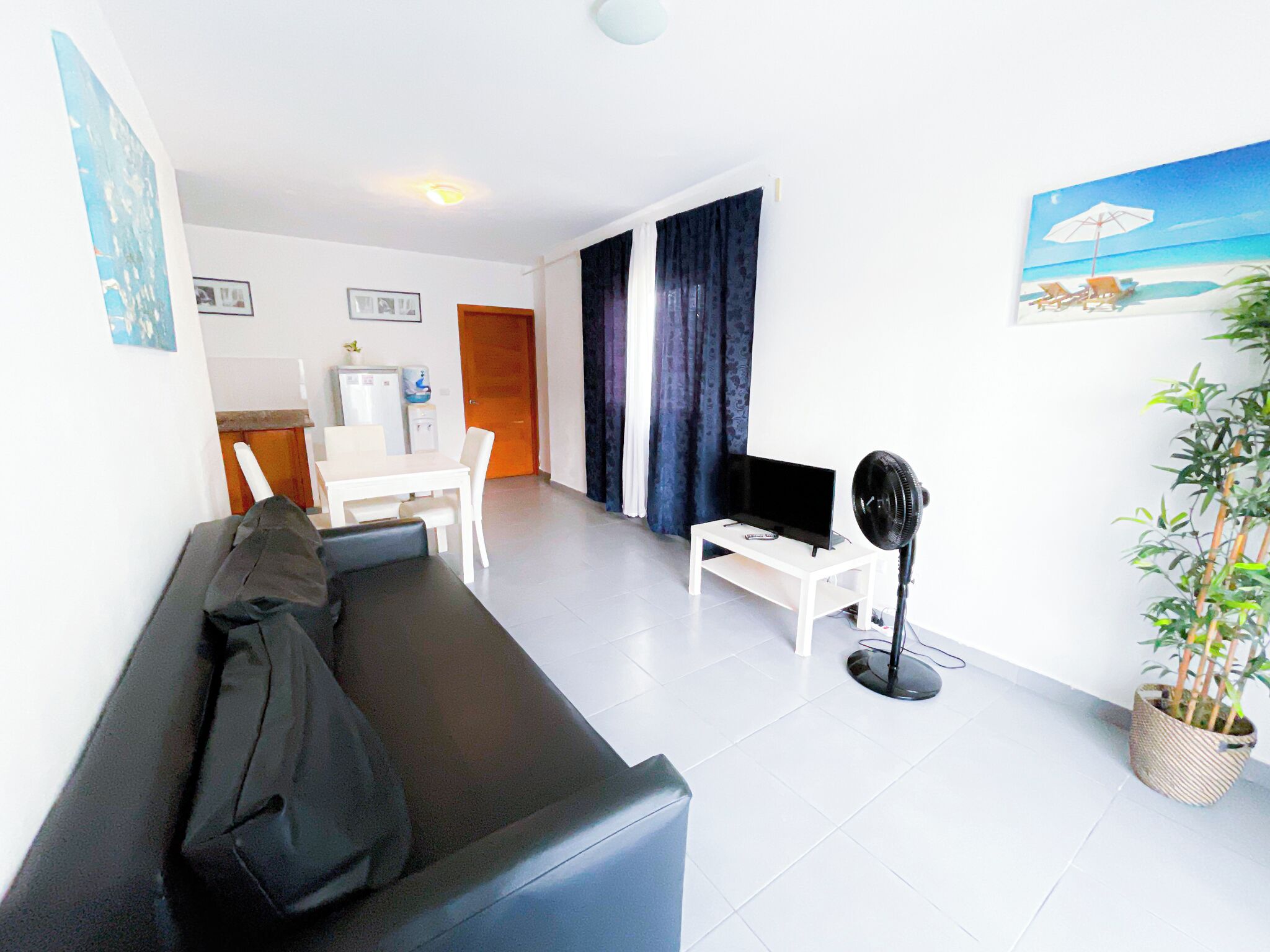 In-room safe, free WiFi, bed sheets