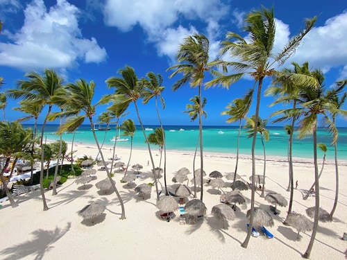 CARIBBEAN Ocean Breeze Beach HOTEL