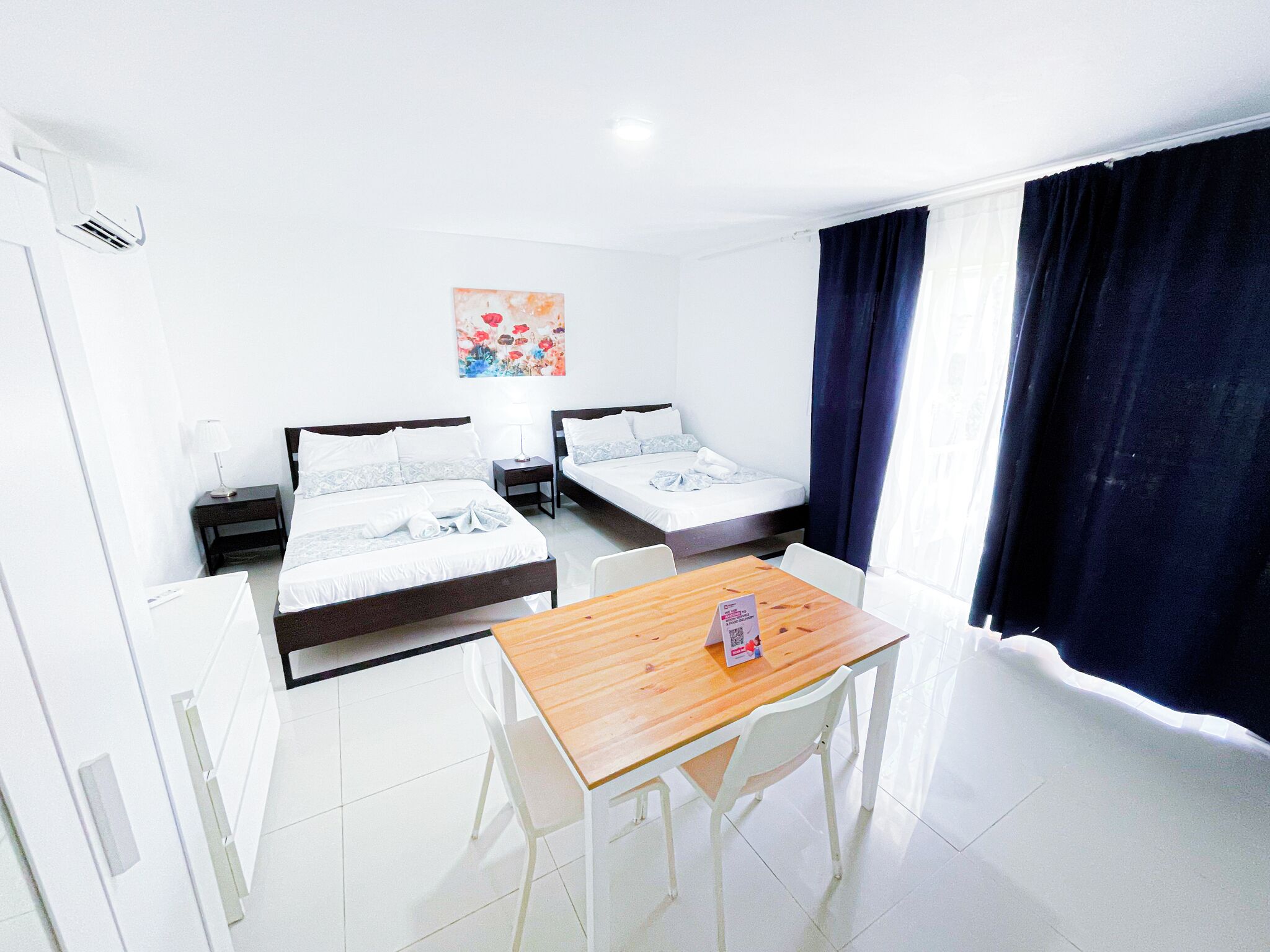 In-room safe, free WiFi, bed sheets